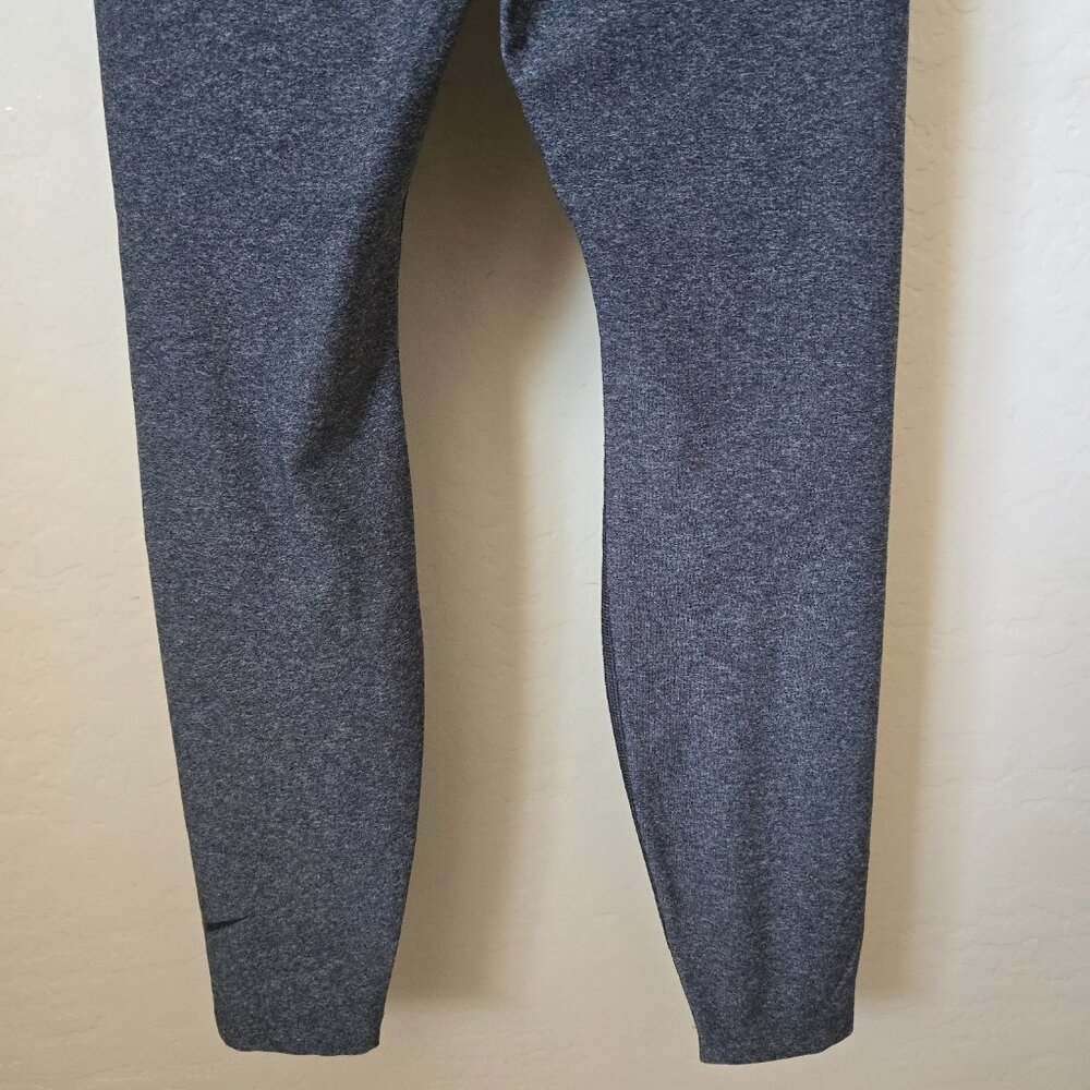 Nike Dri-Fit Grey Sculpt Hyper Training Tights AT4586-032 - Picture 8 of 13